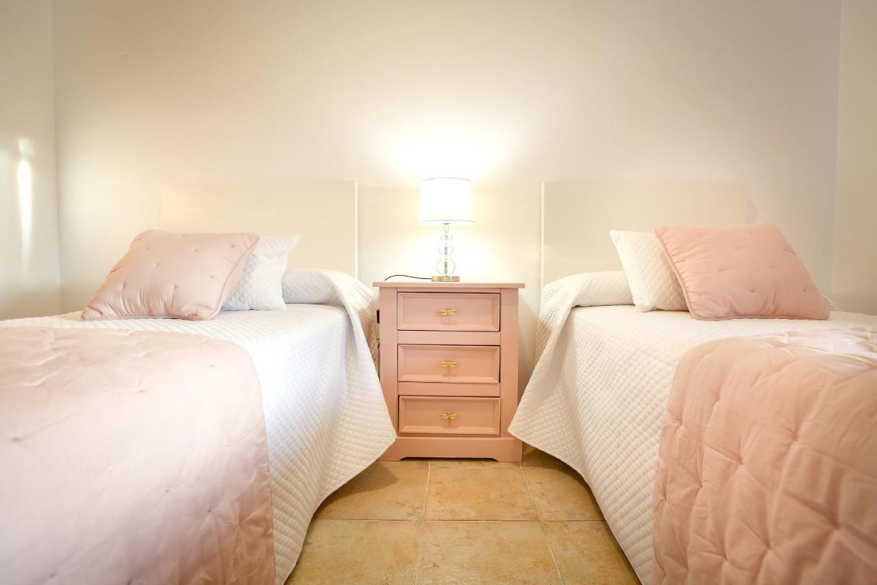 Pura Villa- Buganvillas Ayamonte Bagian luar foto
